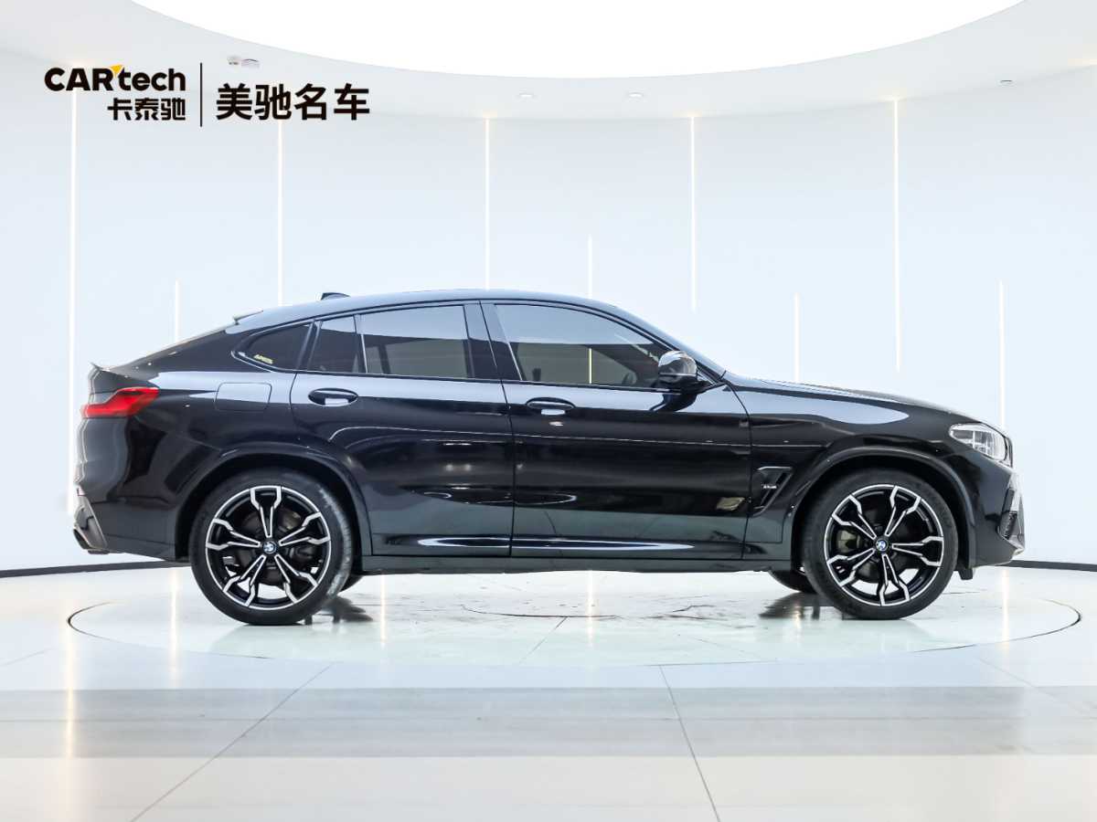 宝马 宝马X4  2020款 xDrive25i M越野套装图片