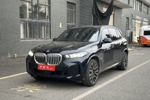 宝马X5 宝马 改款 xDrive 40Li 尊享型M运动套装