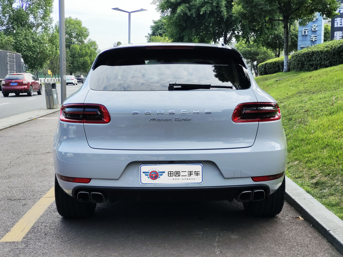 保時(shí)捷 Macan  2014款 Macan Turbo 3.6T圖片