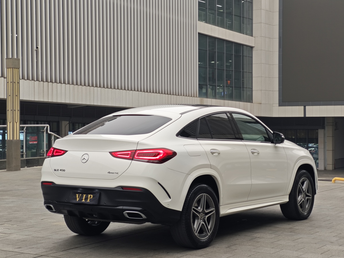 奔馳 奔馳GLE轎跑  2023款 GLE 450 4MATIC 轎跑SUV 時(shí)尚型圖片