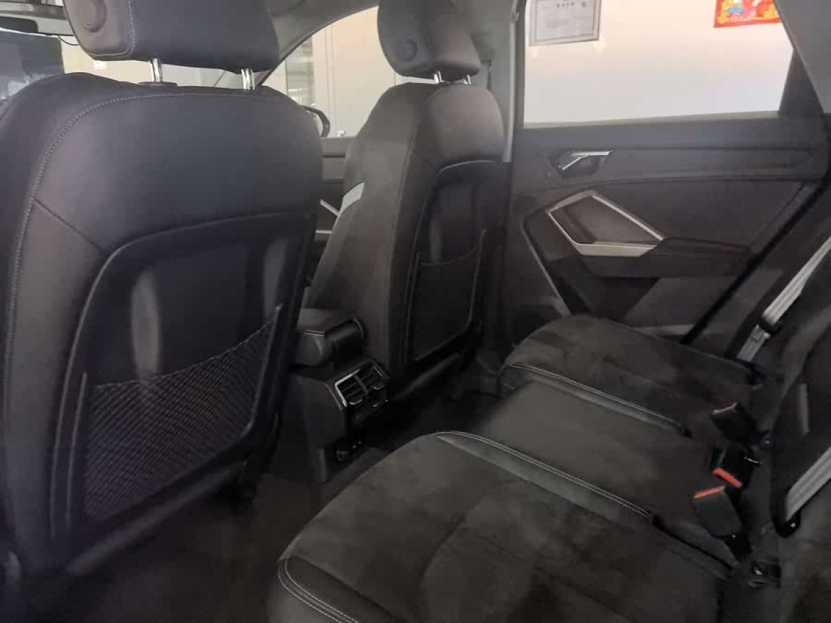 奧迪 奧迪Q3  2020款 35 TFSI 時尚動感型圖片