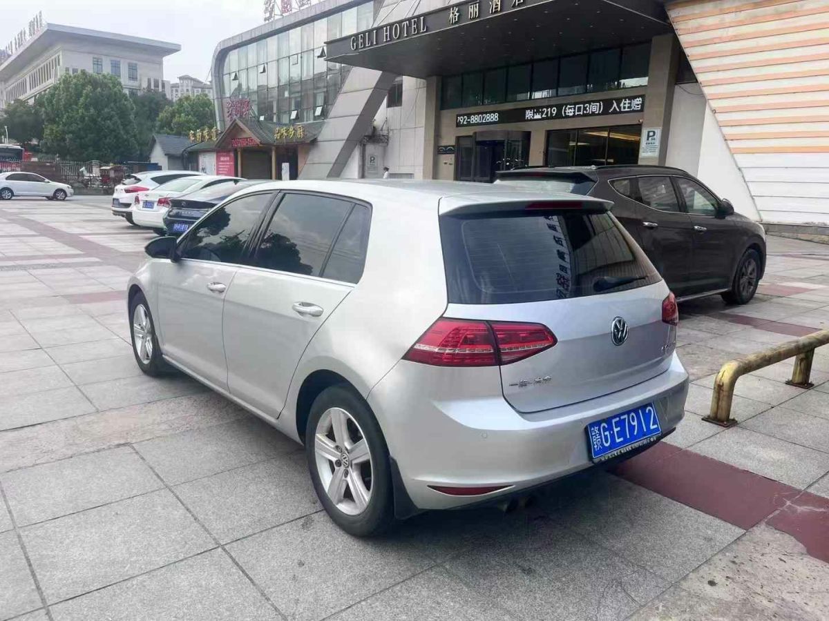 東風(fēng)風(fēng)神 A60  2014款 1.6L 尊貴型圖片