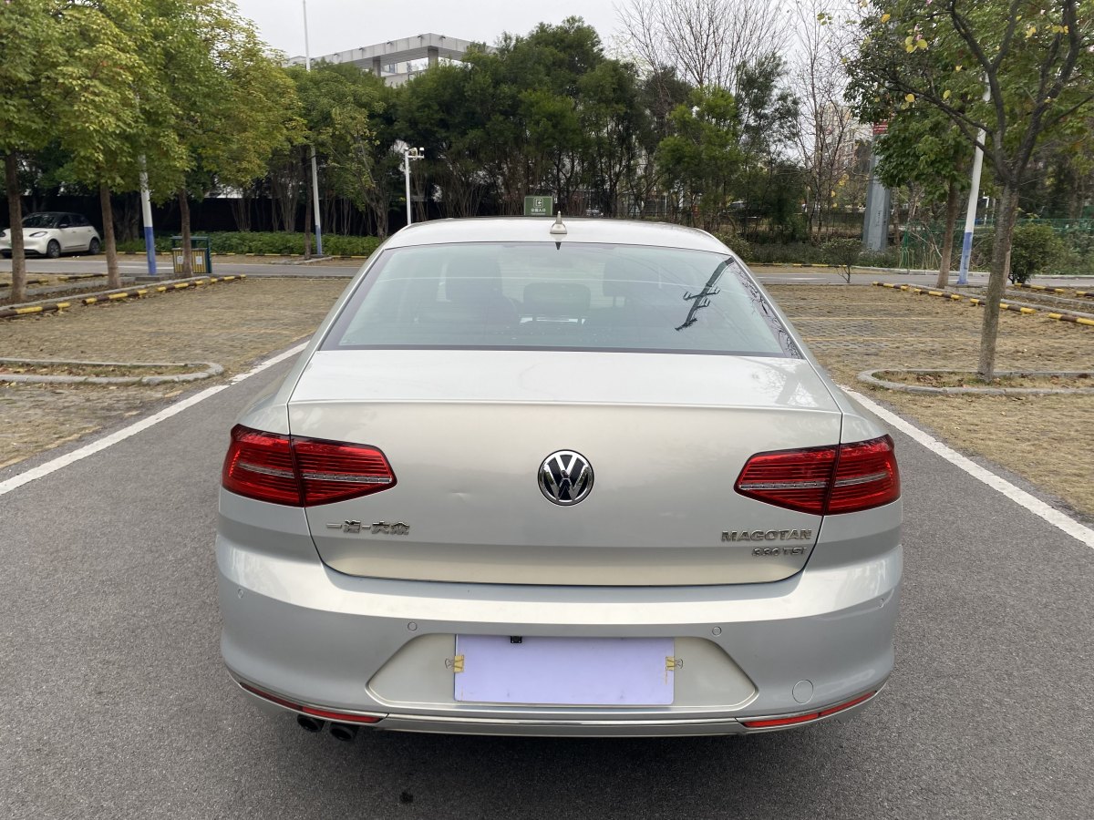 大眾 邁騰  2018款 330TSI DSG 領(lǐng)先型圖片