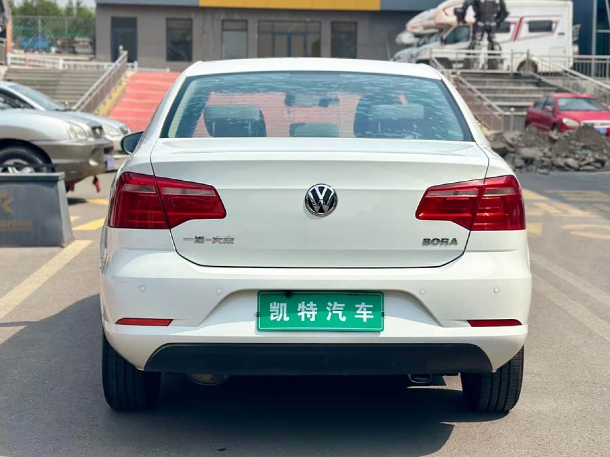 大眾 寶來  2014款 1.6L 自動時尚型圖片