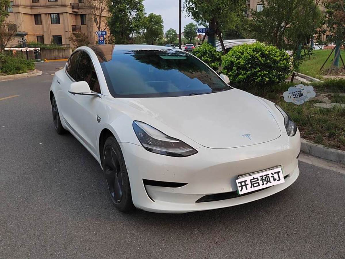 特斯拉 Model 3  2020款 改款 標準續(xù)航后驅(qū)升級版圖片