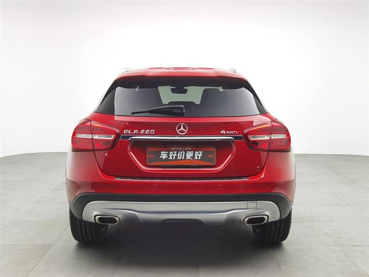 奔馳 奔馳GLA  2015款 GLA 220 4MATIC 豪華型圖片