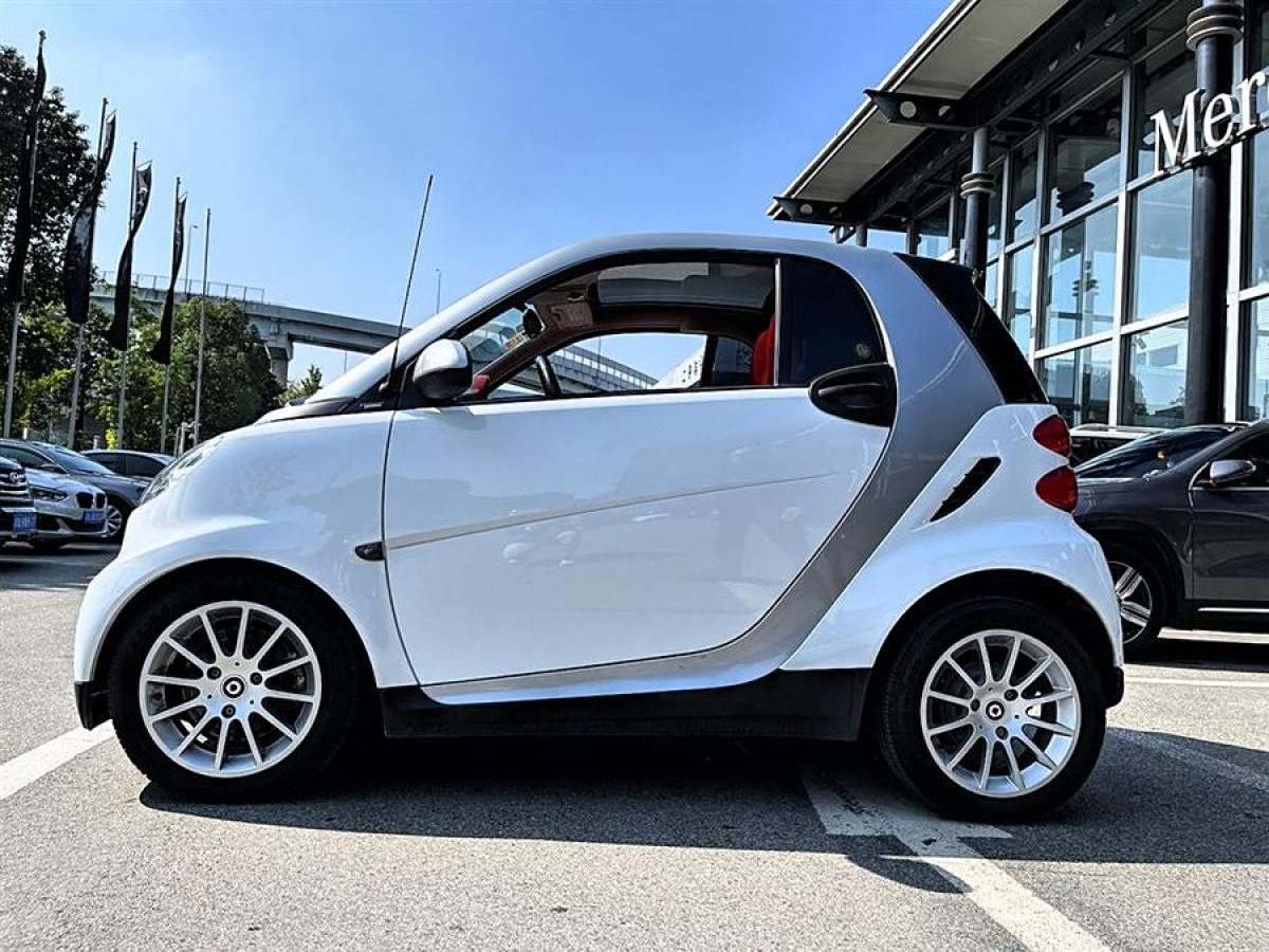 smart fortwo  2011款 1.0 MHD 硬頂激情版圖片