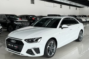 奥迪A4L 奥迪 40 TFSI 时尚动感型