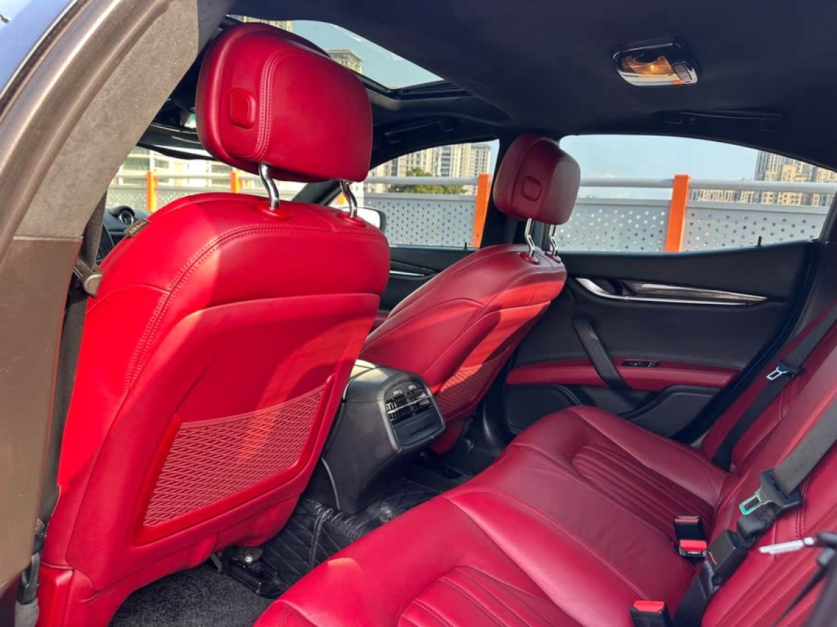 瑪莎拉蒂 Ghibli  2014款 3.0T 標(biāo)準(zhǔn)版圖片