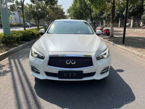 英菲尼迪 Q50L  2015款 2.0T 悦享版