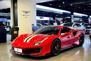 488 法拉利 488 Pista