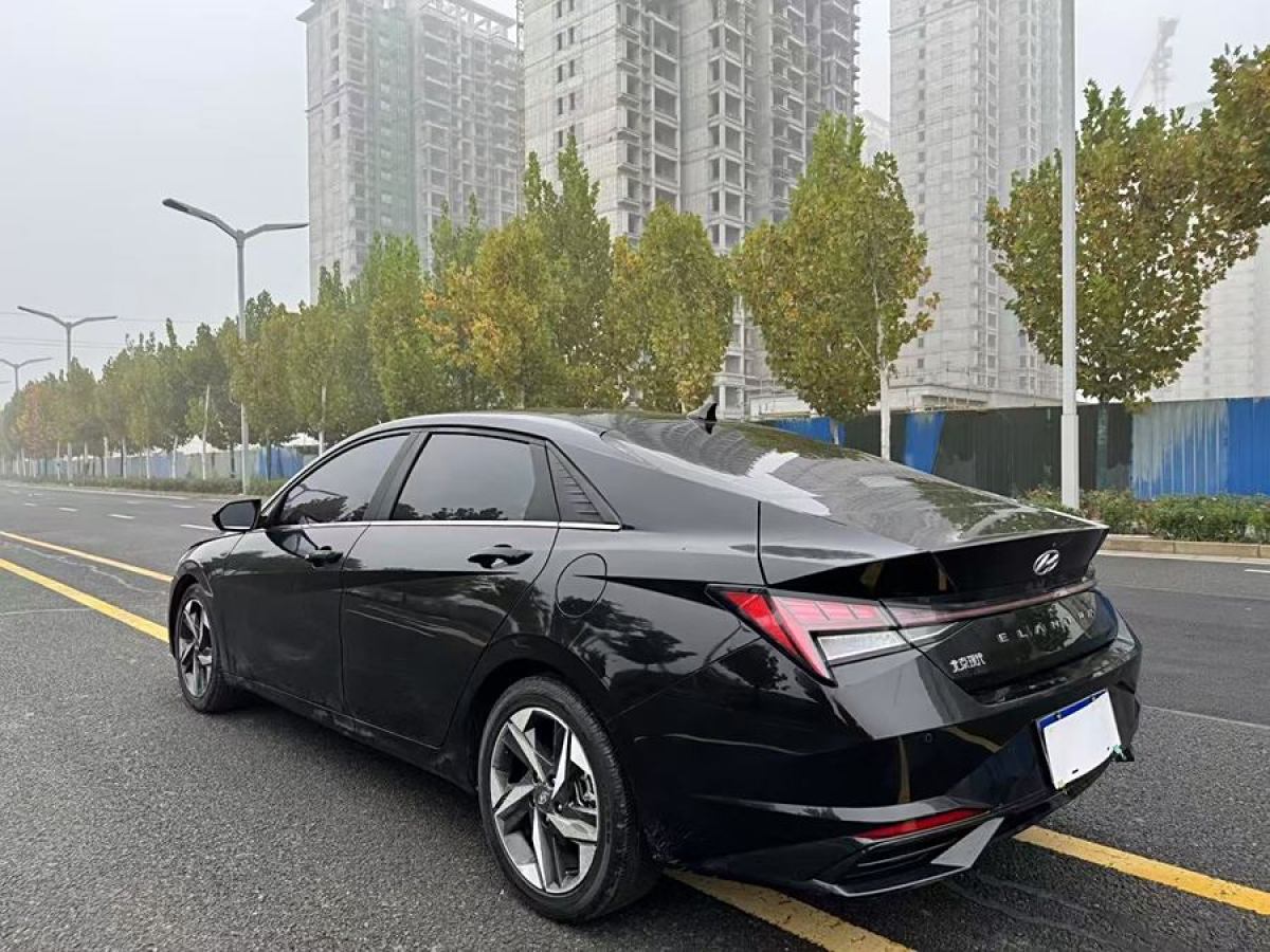 現(xiàn)代 伊蘭特  2021款 1.5L LUX尊貴版圖片