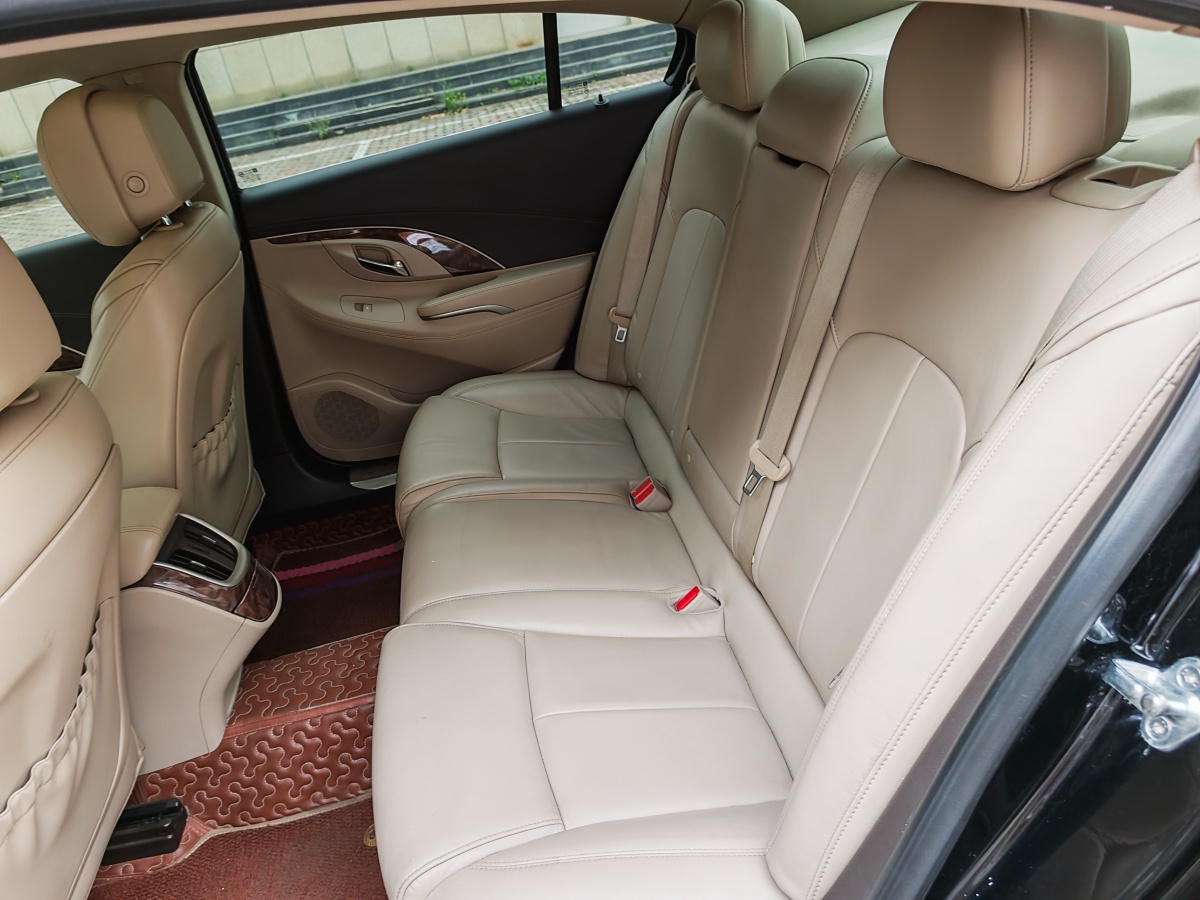 2015年10月別克 君越  2013款 2.4L SIDI領(lǐng)先舒適型