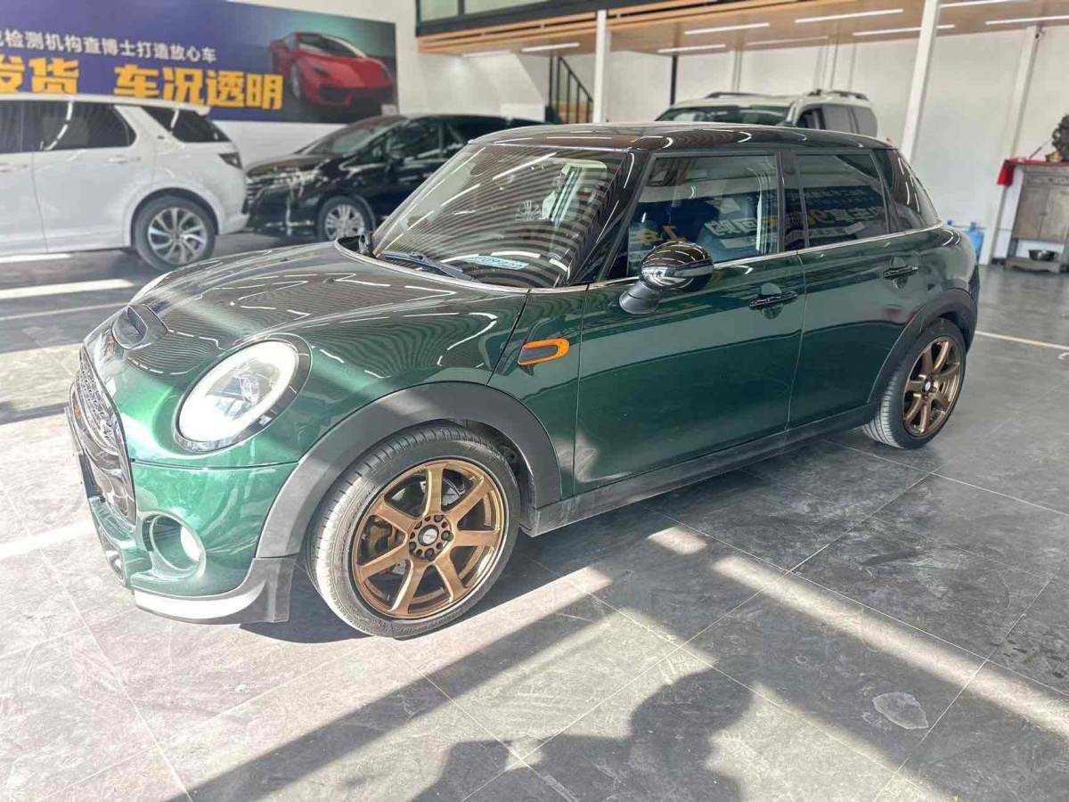 2015年2月MINI MINI  2015款 2.0T COOPER S 五門版