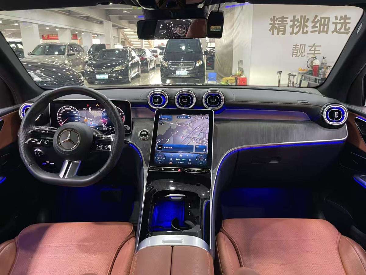 奔馳 奔馳GLC  2024款 改款 GLC 260 L 4MATIC 豪華型 5座圖片