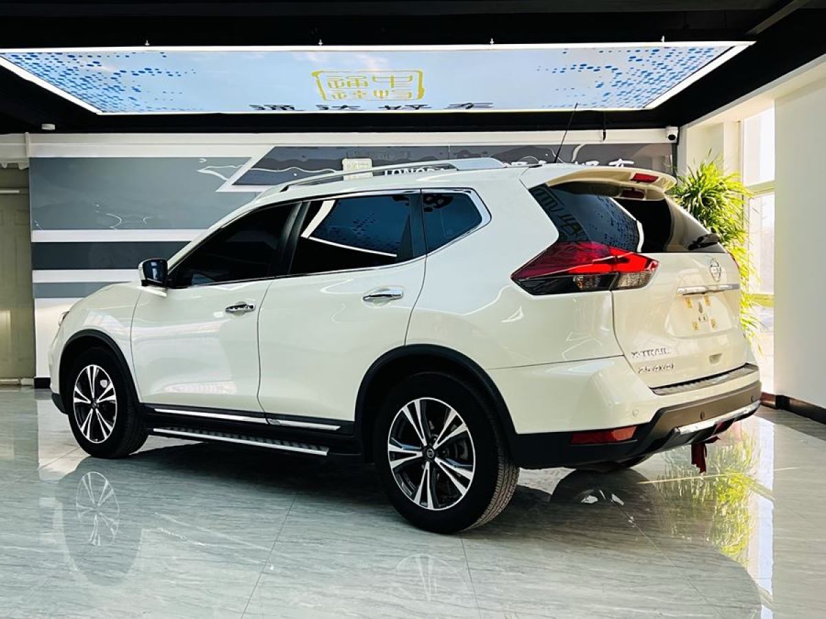 日產(chǎn) 奇駿  2021款 2.5L CVT 4WD XL ITS豪華紀(jì)念版圖片