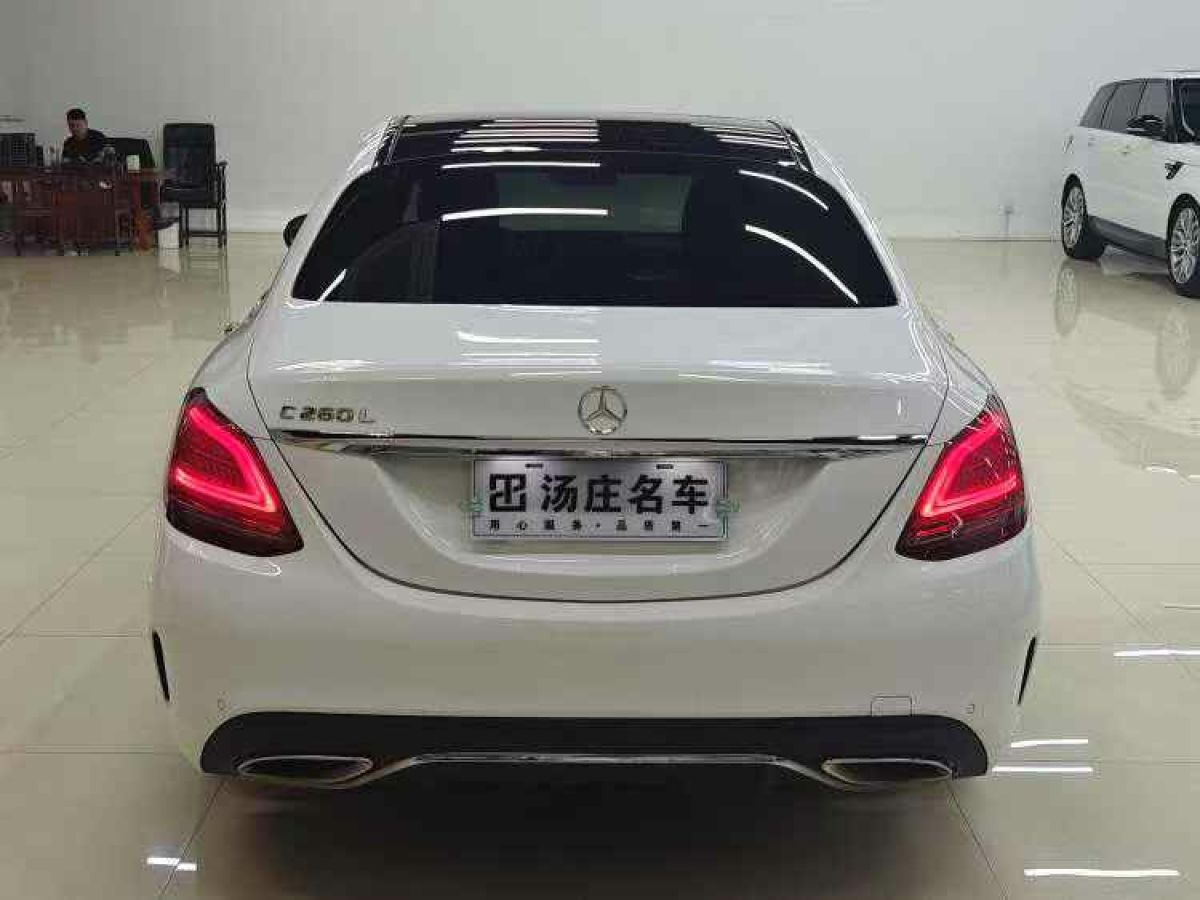 奔馳 威霆  2018款 2.0T 商務(wù)版圖片