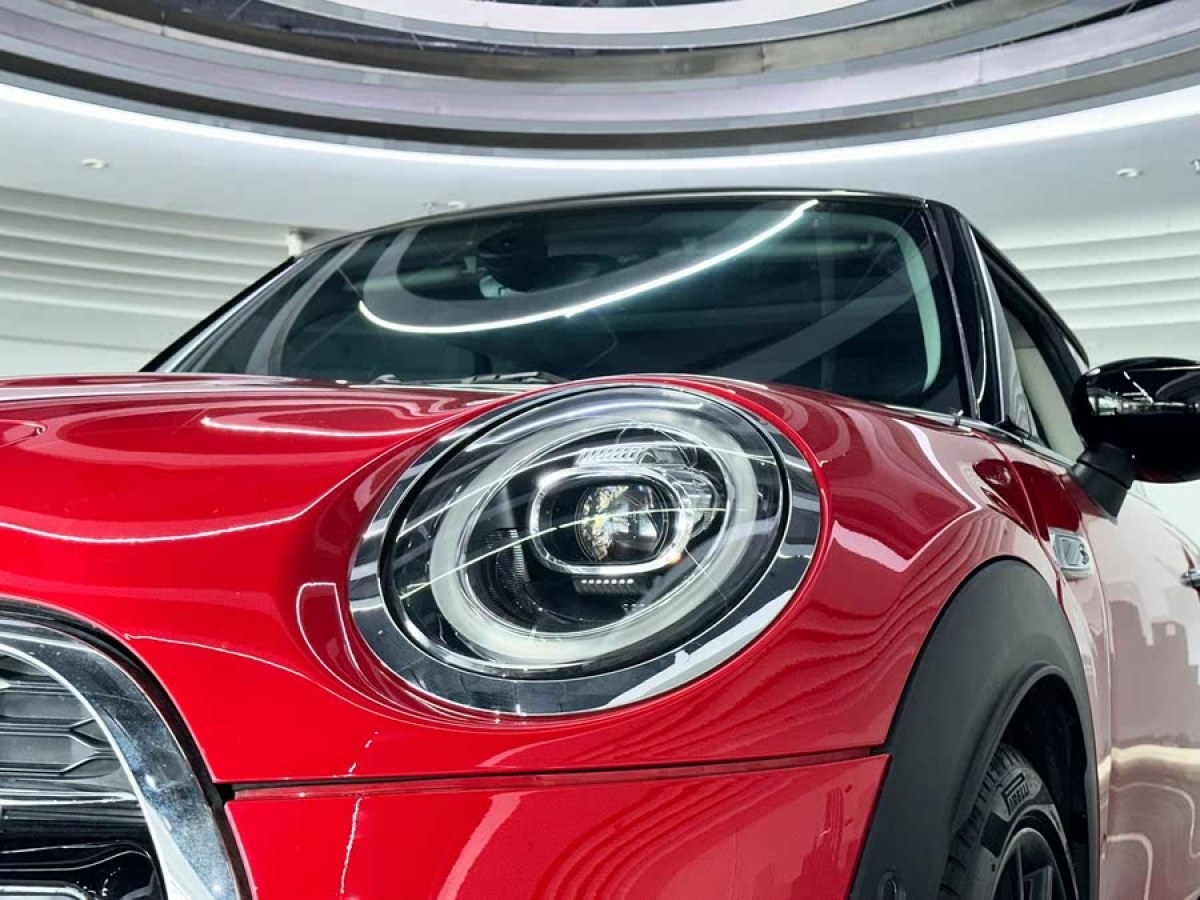 MINI MINI  2021款 2.0T COOPER S 經(jīng)典派圖片