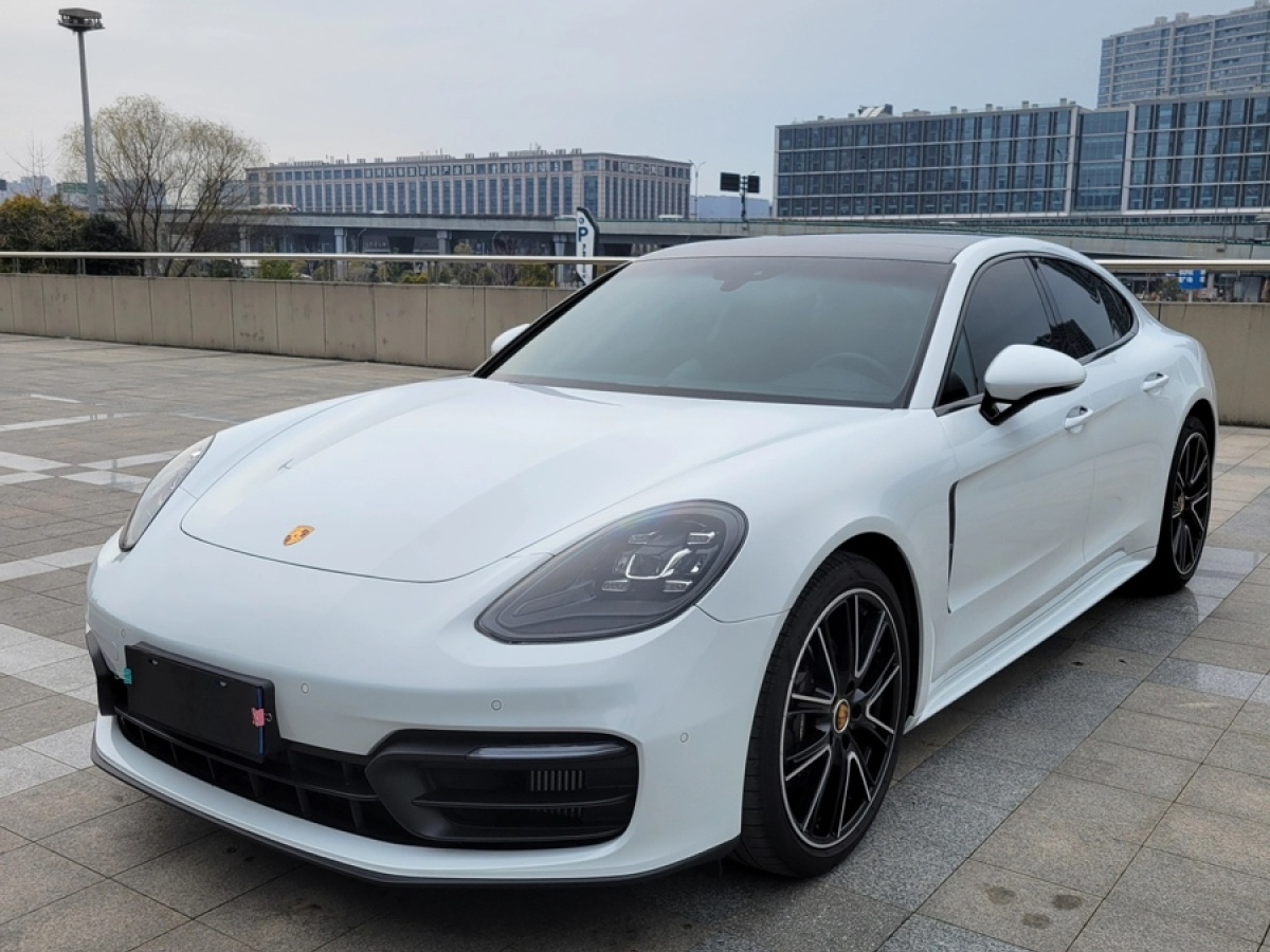 保時(shí)捷 Panamera  2023款 Panamera 2.9T 鉑金版圖片