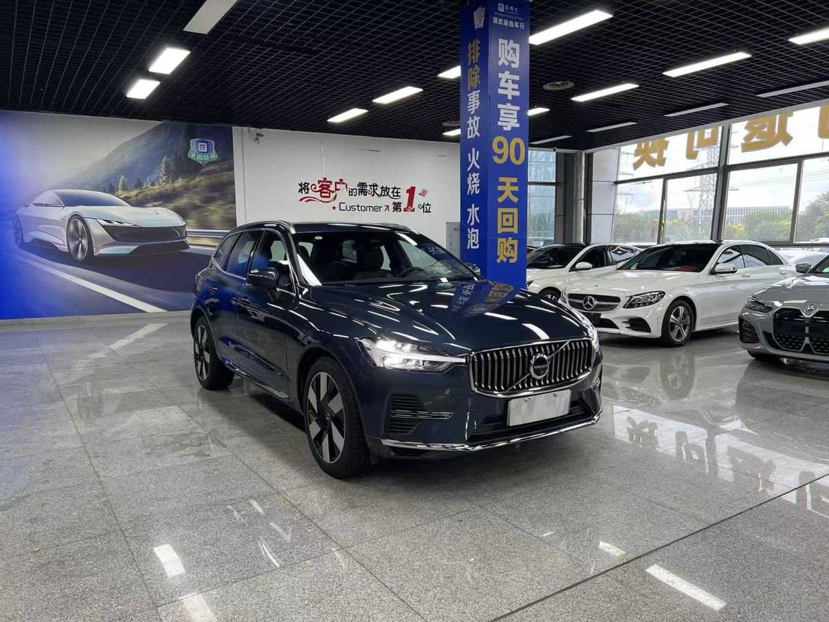 沃爾沃 XC60新能源  2024款 T8 插電混動(dòng) 長(zhǎng)續(xù)航四驅(qū)智雅豪華版圖片