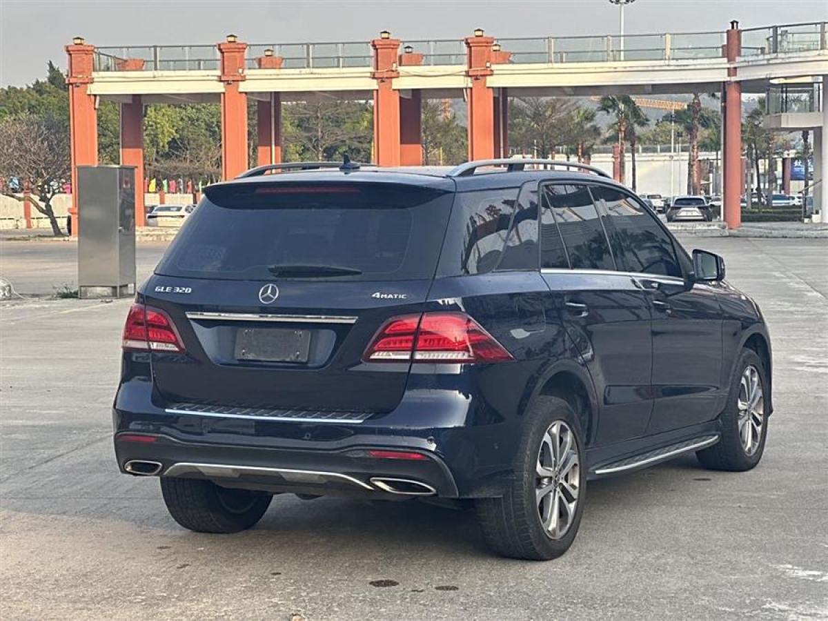 奔馳 奔馳GLE  2018款 GLE 320 4MATIC 動感型臻藏版圖片