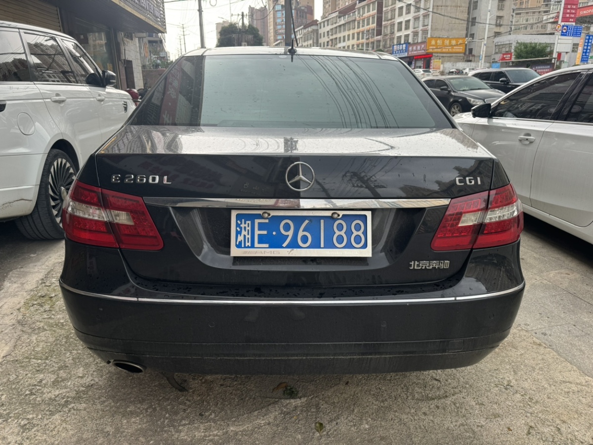 奔馳 奔馳E級  2011款 E 260 L CGI時尚型圖片