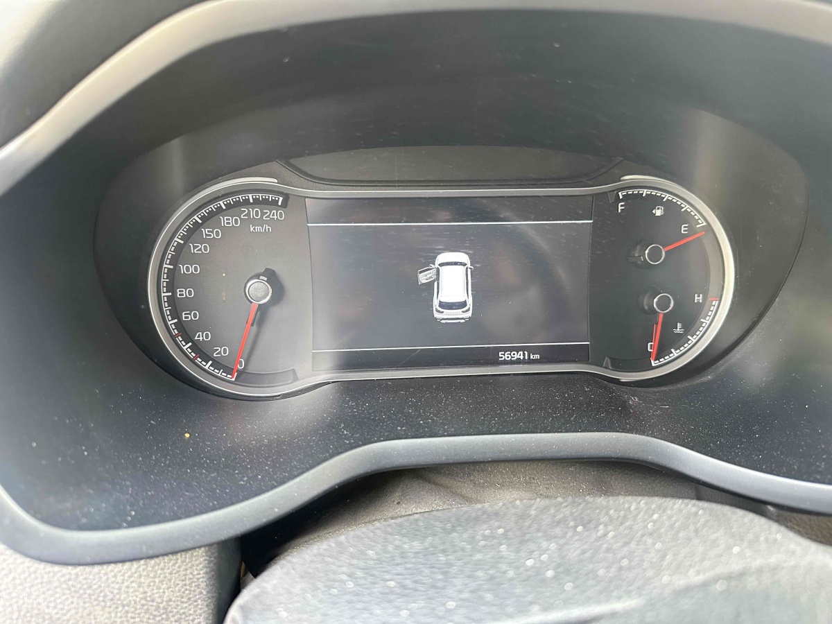 起亞 智跑  2018款 2.0L 自動智享豪華版圖片