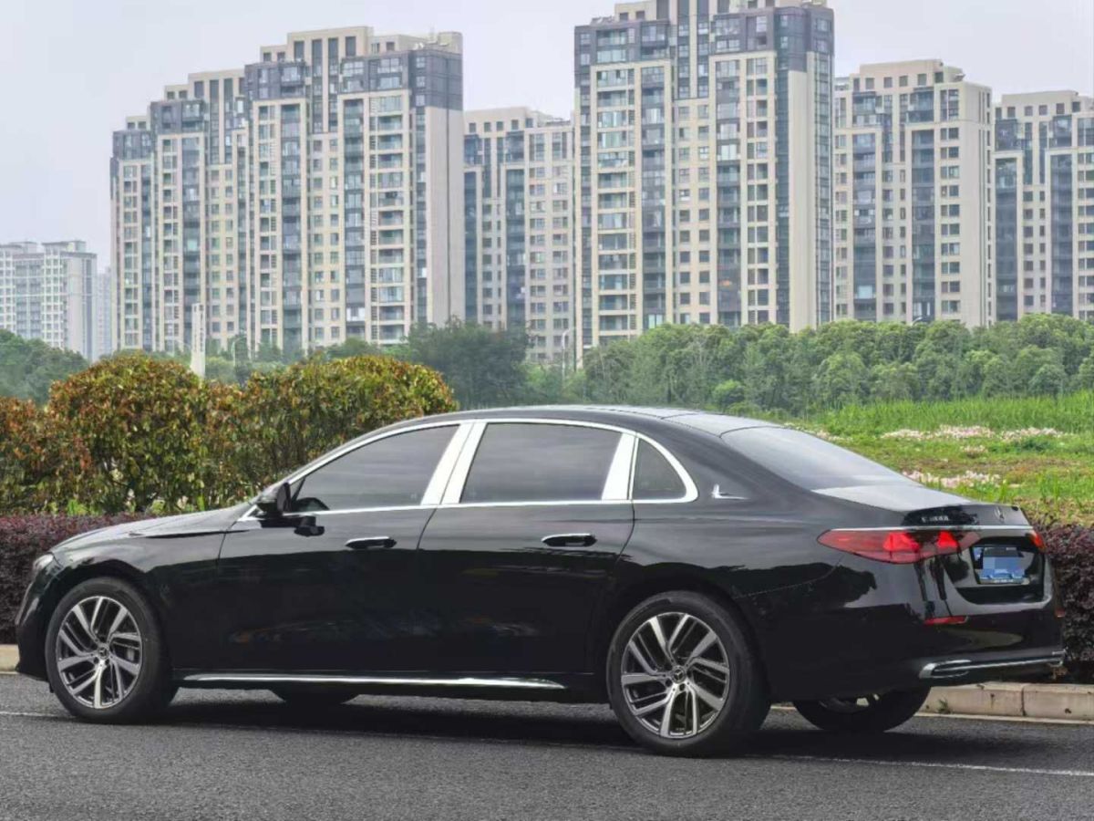 奔馳 奔馳E級(jí)  2024款 E 300 L 時(shí)尚運(yùn)動(dòng)型圖片