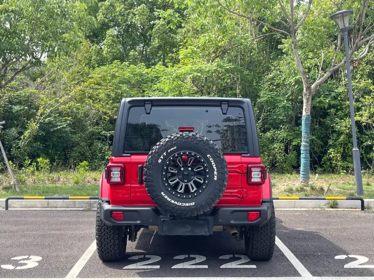 Jeep 牧馬人  2019款 2.0T Sahara 四門(mén)版 國(guó)VI圖片