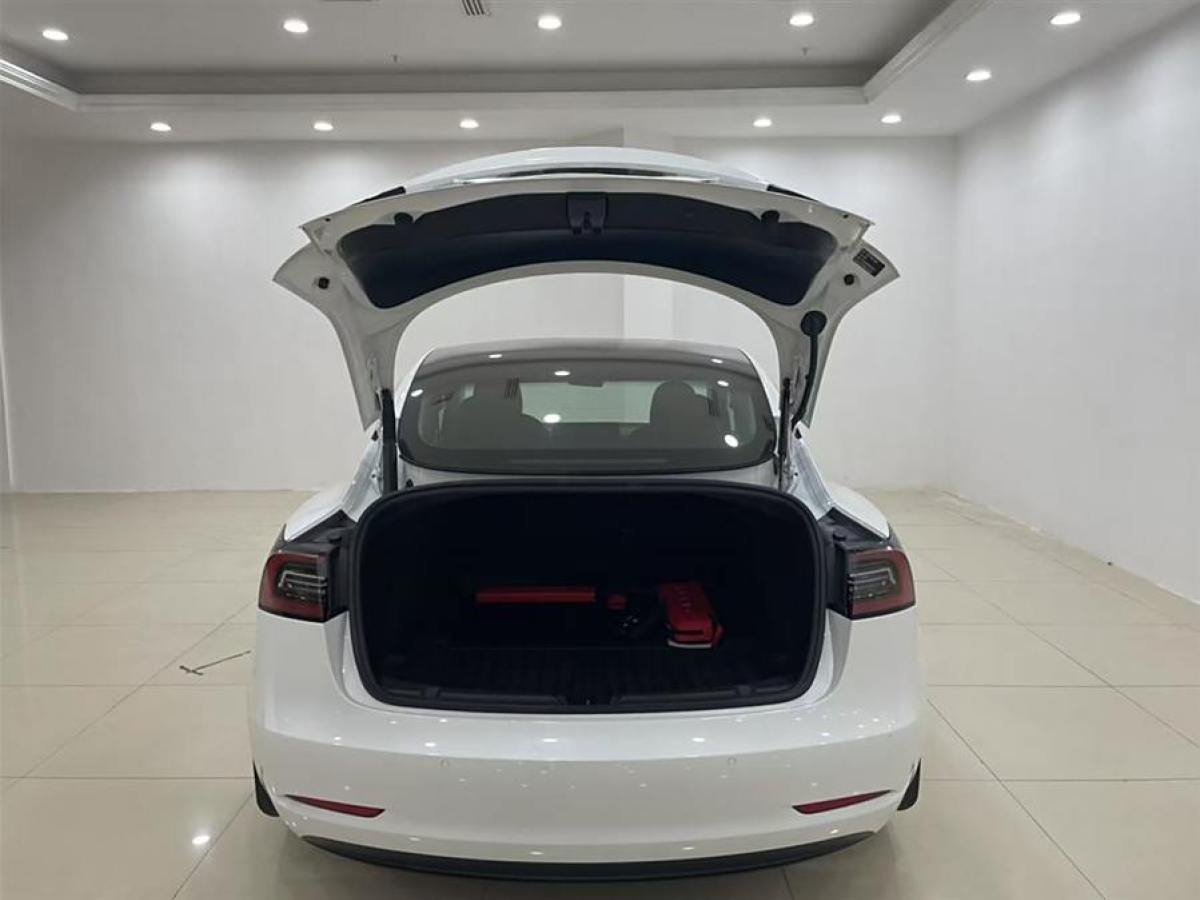 特斯拉 Model Y  2022款 改款 后輪驅(qū)動(dòng)版圖片