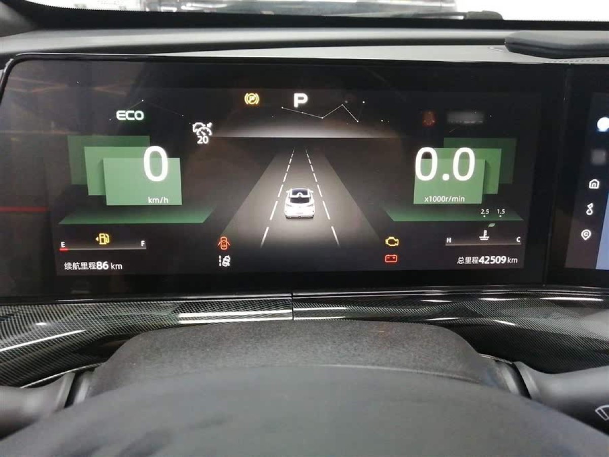 長安 UNI-T  2022款 1.5T 旗艦型圖片