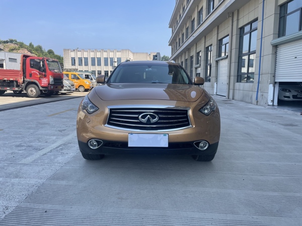 英菲尼迪 QX70  2013款 3.7L 超越版