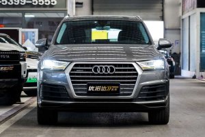 奧迪Q7 奧迪 40 TFSI S line運動型