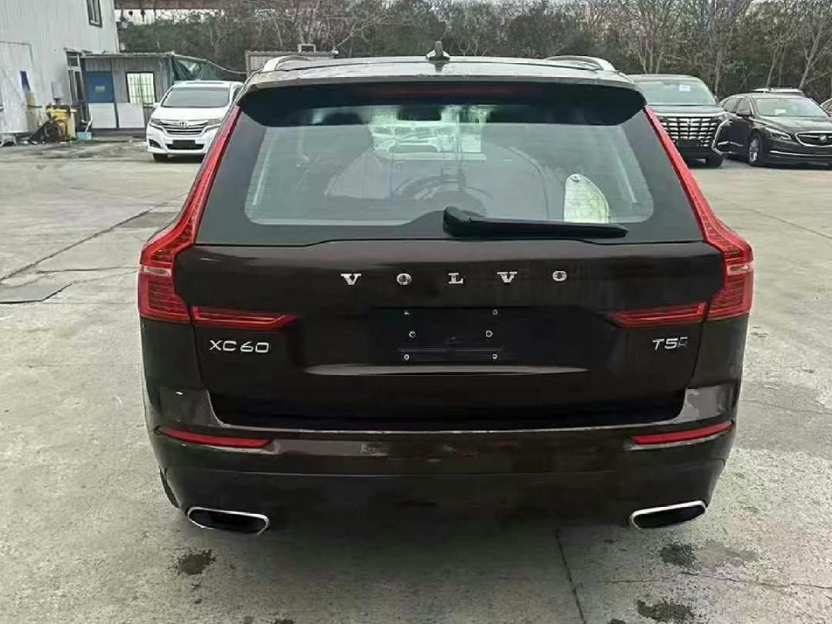 沃爾沃 XC60  2019款 T4 智逸版圖片