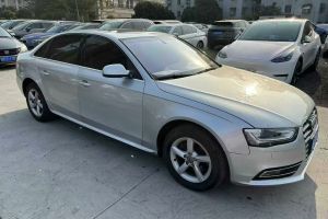 奧迪A4L 奧迪 A4L 30TFSI 手動(dòng)舒適型