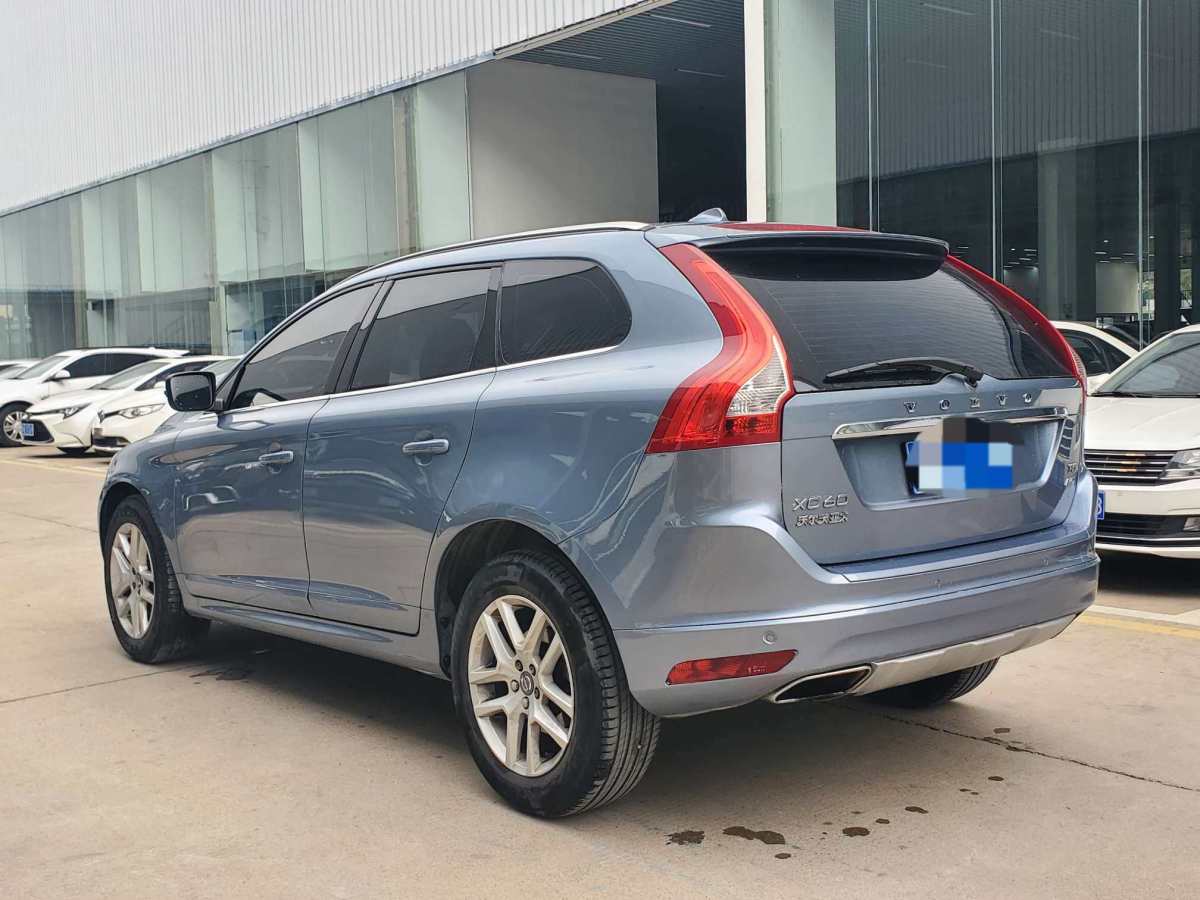 沃爾沃 XC60  2017款 T5 AWD 智進(jìn)版圖片