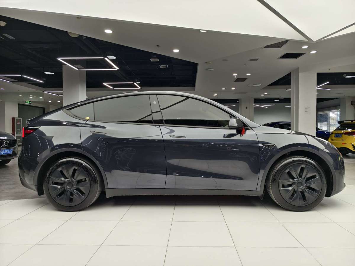 特斯拉 Model Y  2022款 后轮驱动版图片