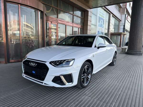 奥迪 奥迪A4L  2020款 40 TFSI 豪华动感型