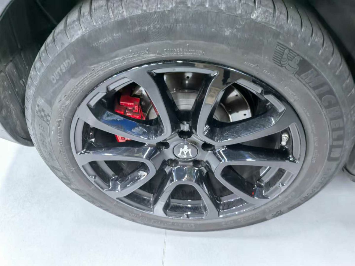瑪莎拉蒂 Levante  2018款 3.0T 經(jīng)典版圖片
