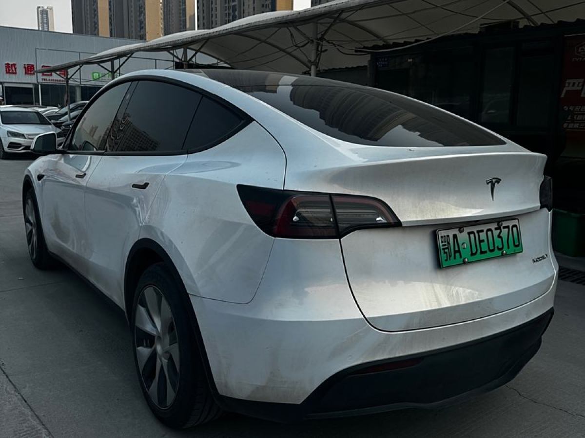 特斯拉 Model 3  2021款 改款 標(biāo)準(zhǔn)續(xù)航后驅(qū)升級版圖片