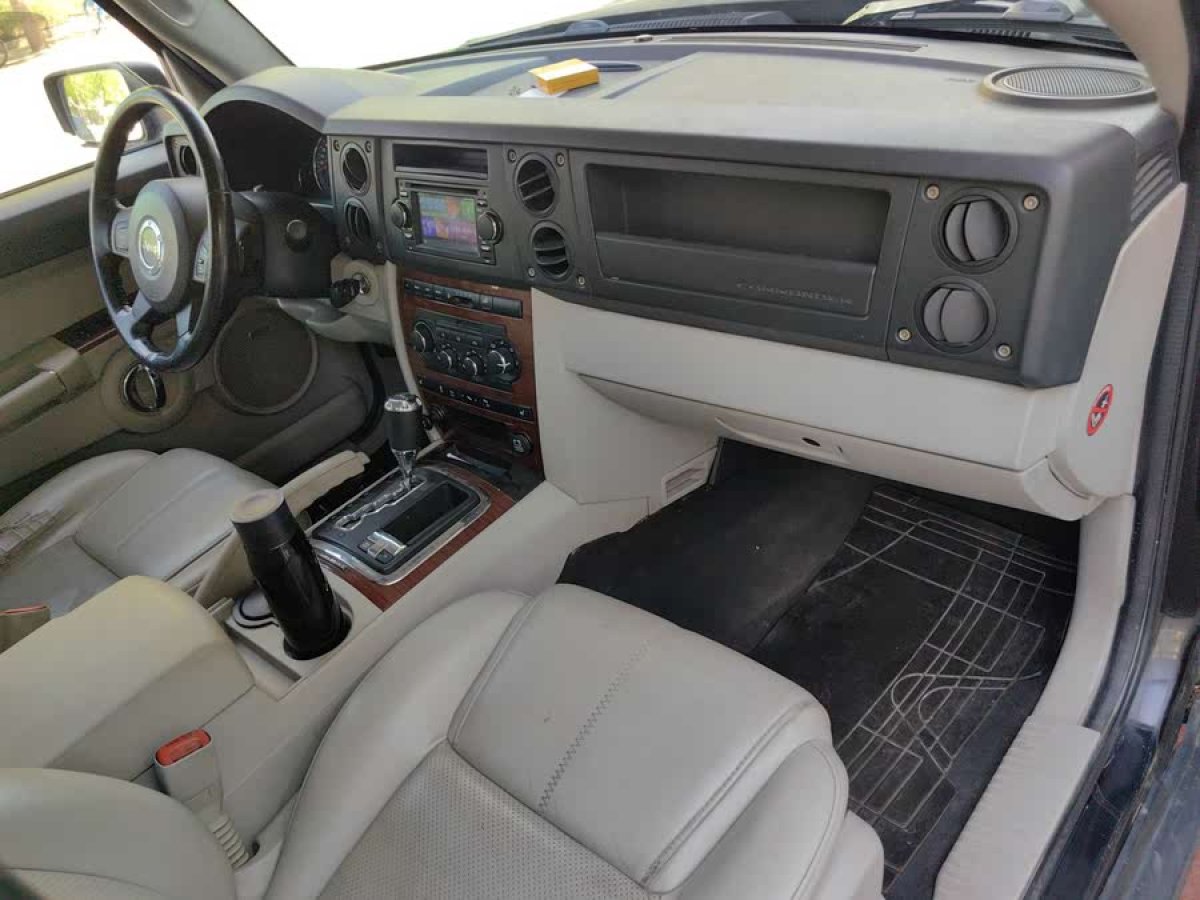 Jeep 指揮官經(jīng)典  2007款 4.7圖片