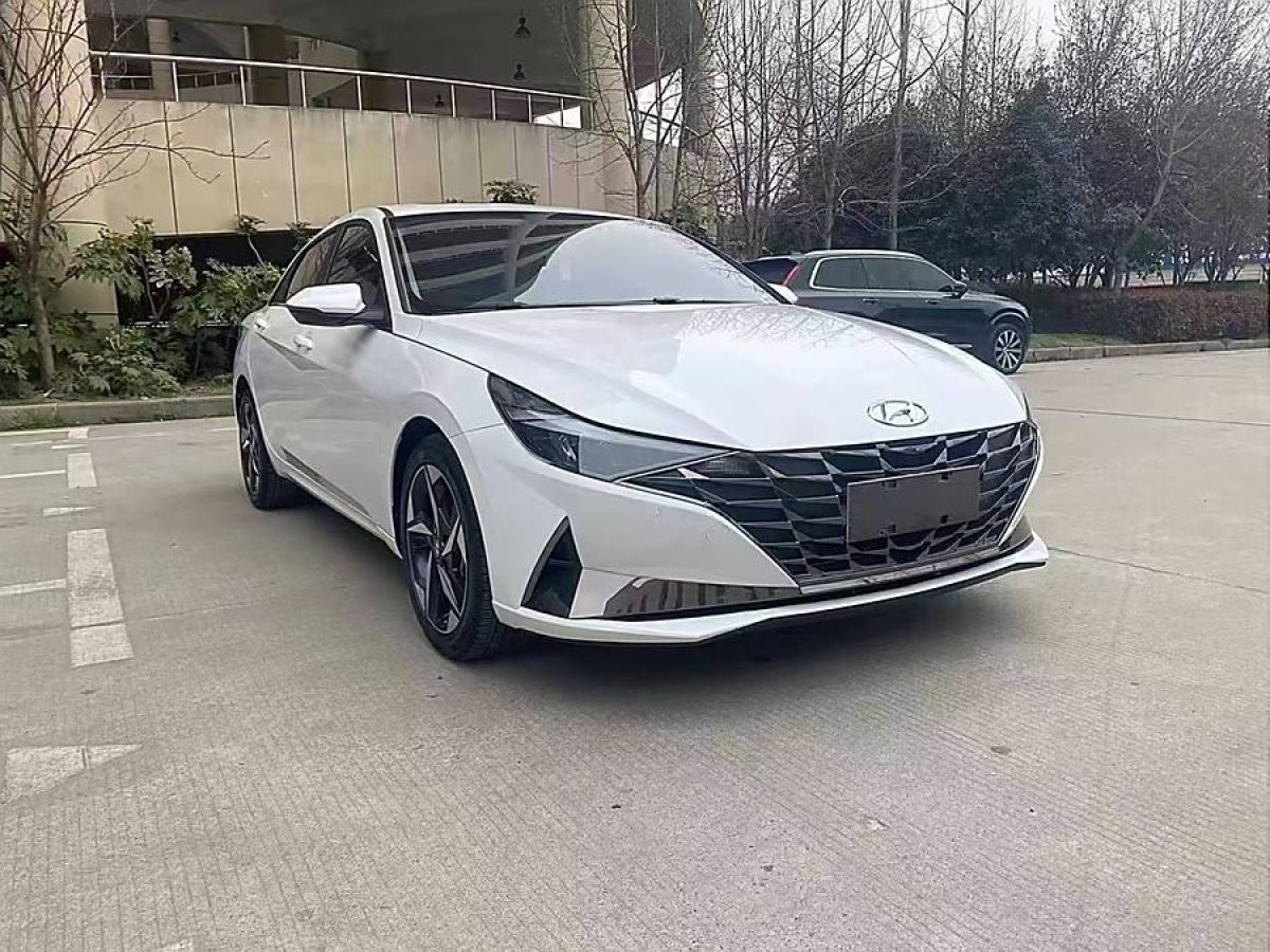 現(xiàn)代 伊蘭特  2023款 1.5L CVT GLS領先版圖片