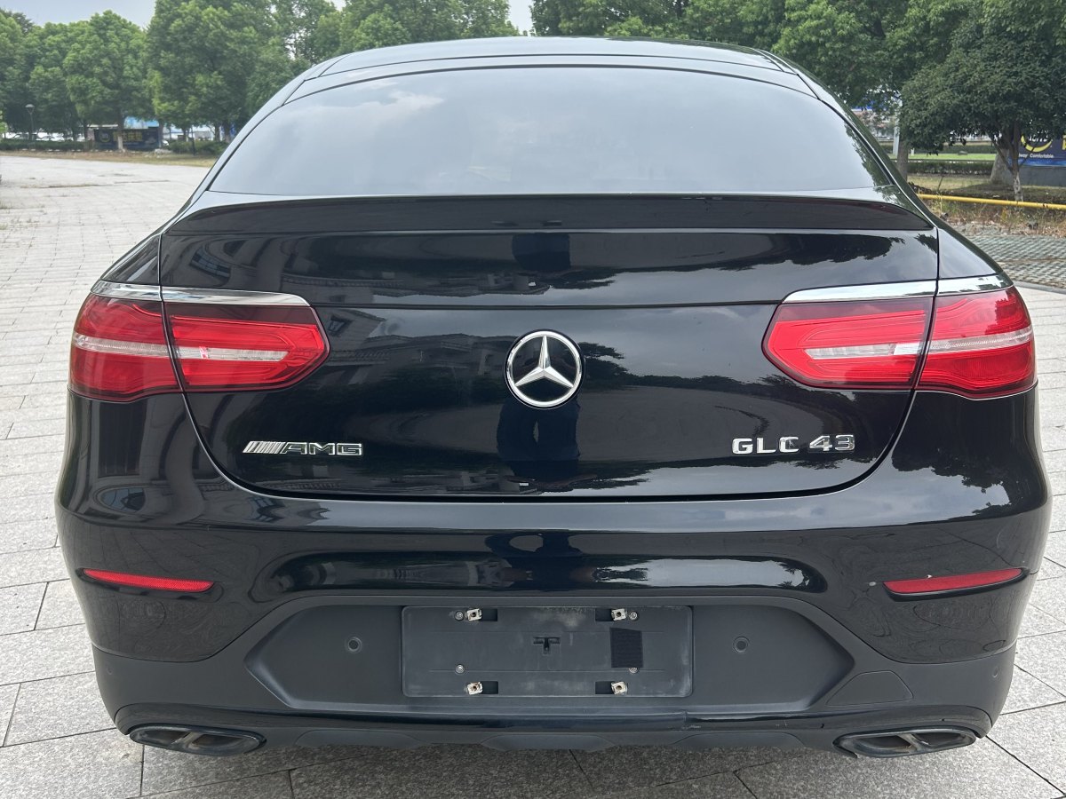 奔馳 奔馳GLC轎跑 AMG  2017款 AMG GLC 43 4MATIC 轎跑SUV圖片