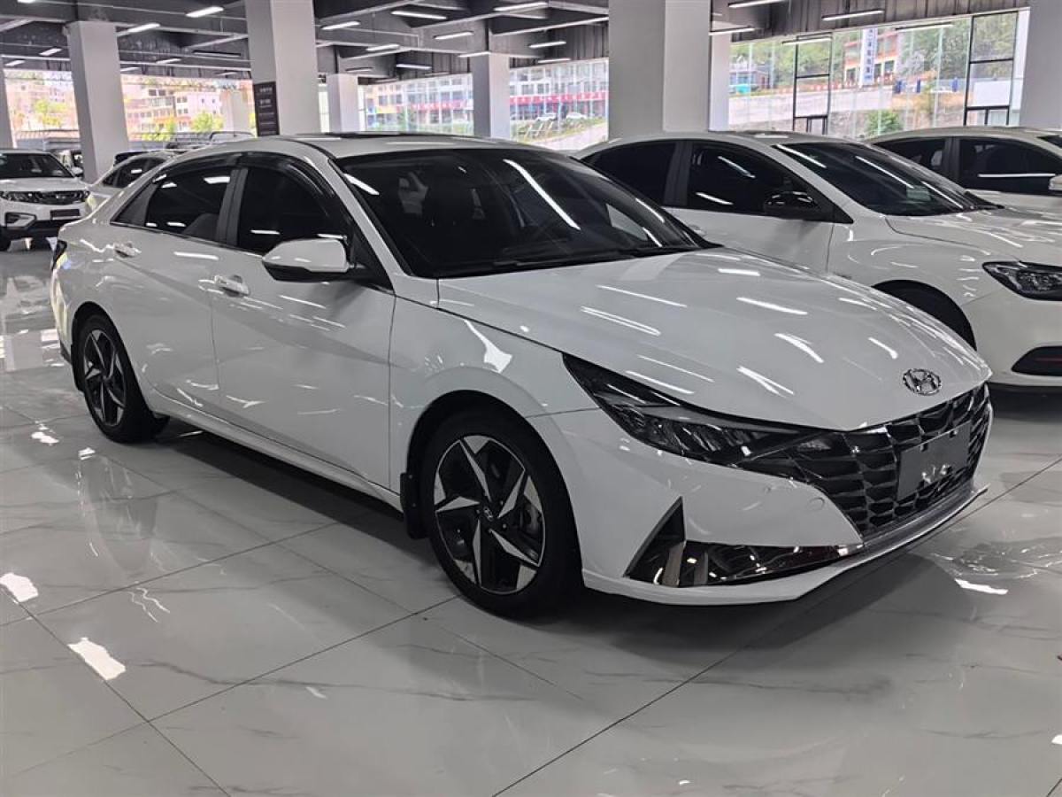 現(xiàn)代 伊蘭特  2022款 1.5L CVT GLS領(lǐng)先版圖片