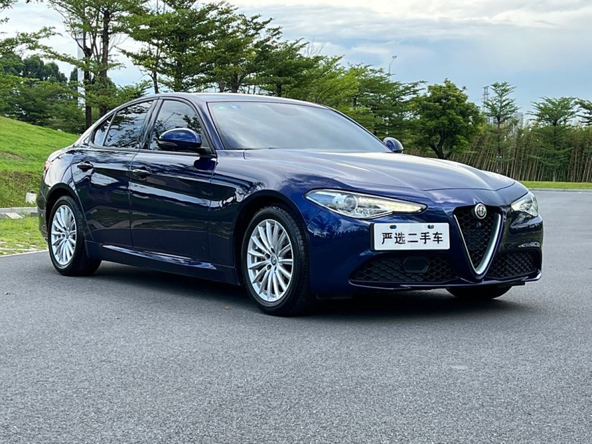 阿尔法·罗密欧 Giulia  2017款 2.0T 200HP 精英版图片