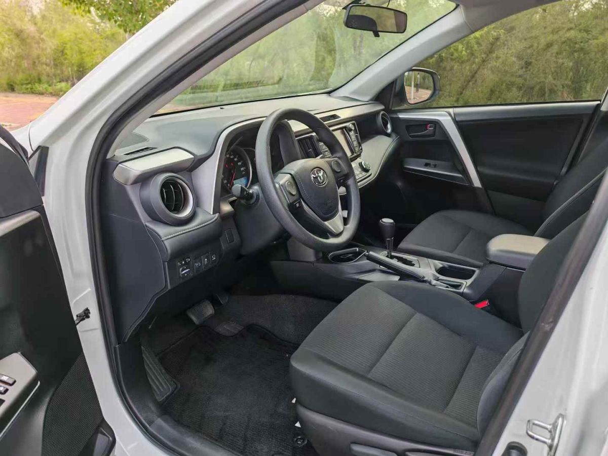 豐田 RAV4 圖片