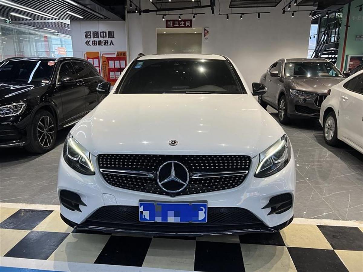 奔馳 奔馳GLC  2023款 改款 GLC 260 4MATIC 轎跑SUV圖片