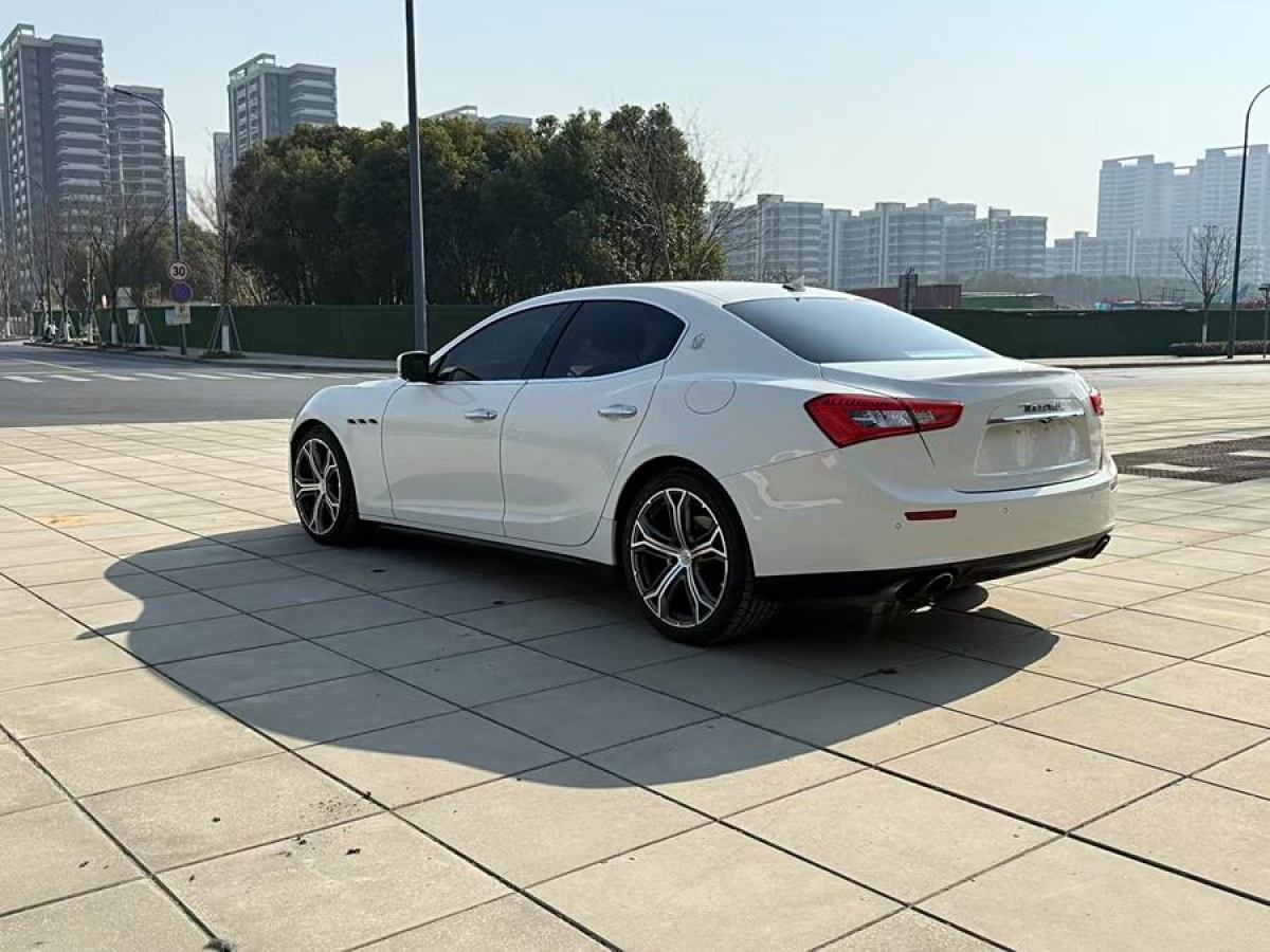 瑪莎拉蒂 Ghibli  2014款 3.0T 標(biāo)準(zhǔn)版圖片