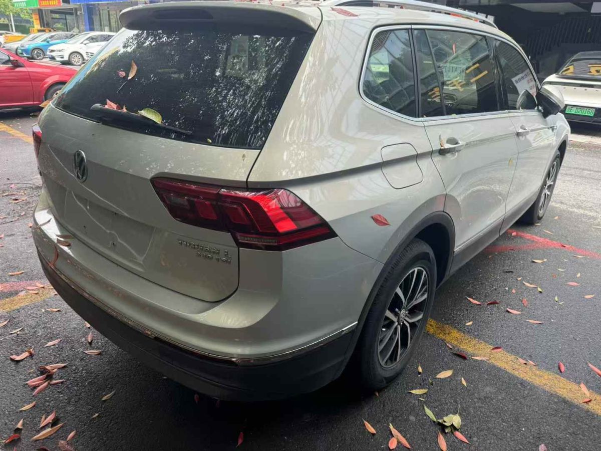 大眾 途觀  2018款 L 330TSI DSG兩驅(qū)旗艦版圖片