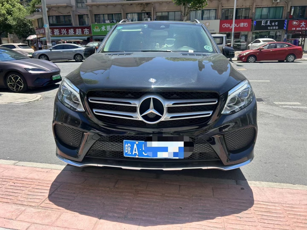 奔驰 奔驰GLE  2017款 GLE 320 4MATIC 动感型图片